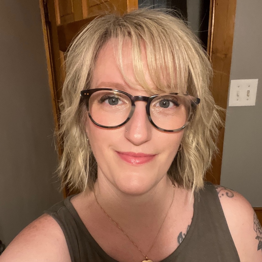 Meet your Posher, Sarah